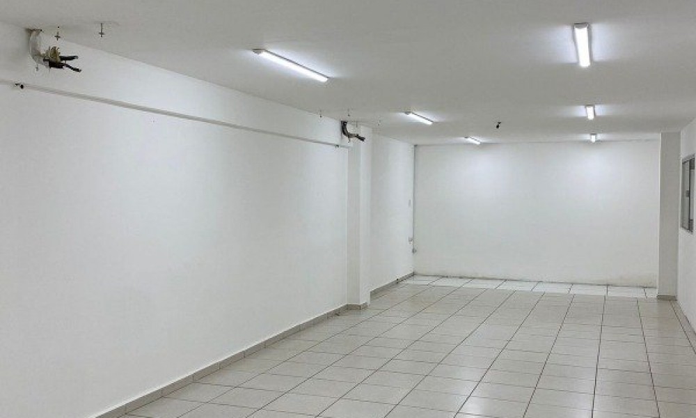 Prédio Comerical Com 3 Pavimentos