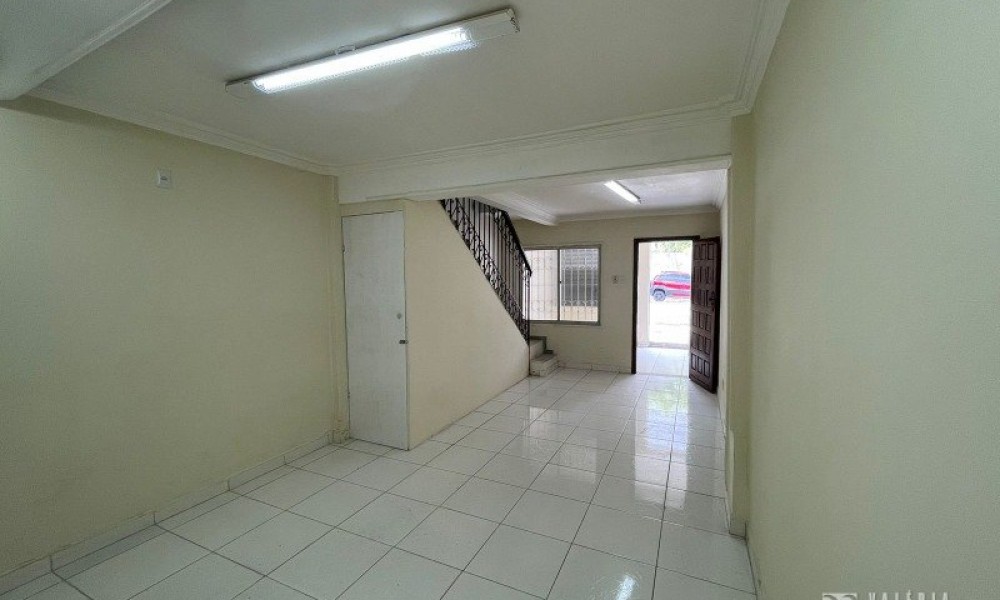 Casa de 2 Pavimentos