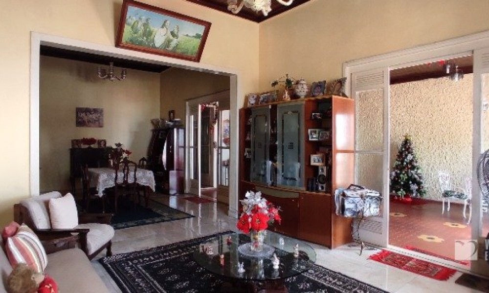 Casa Com Quintal 
