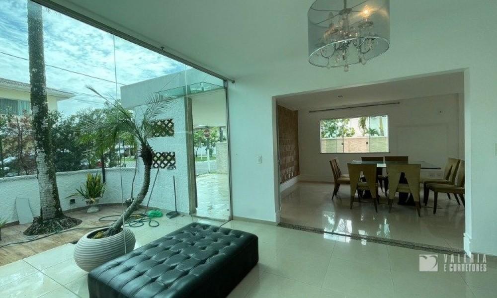 Cond. Oasis
