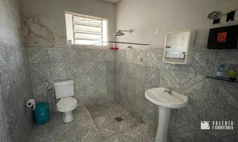 Terreno Com Edificação
