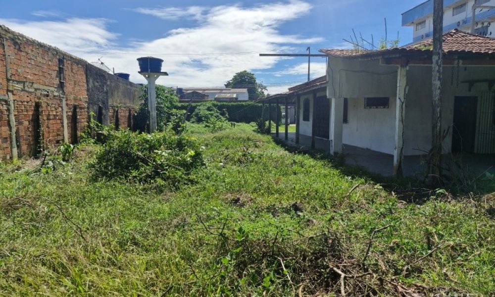 Terreno Com Edificação