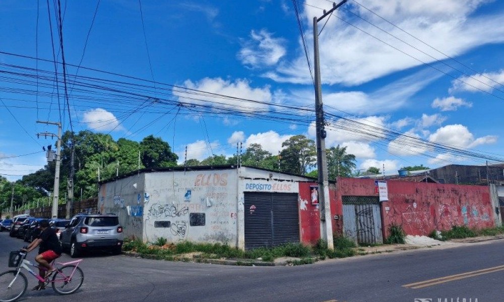 Terreno Com Edificação