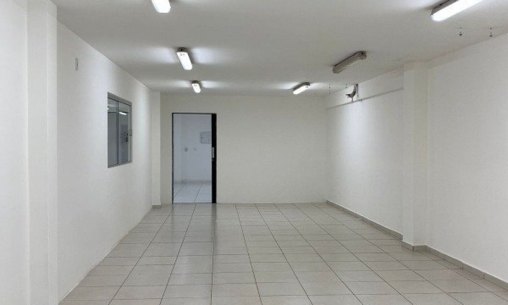 Prédio Comerical Com 3 Pavimentos