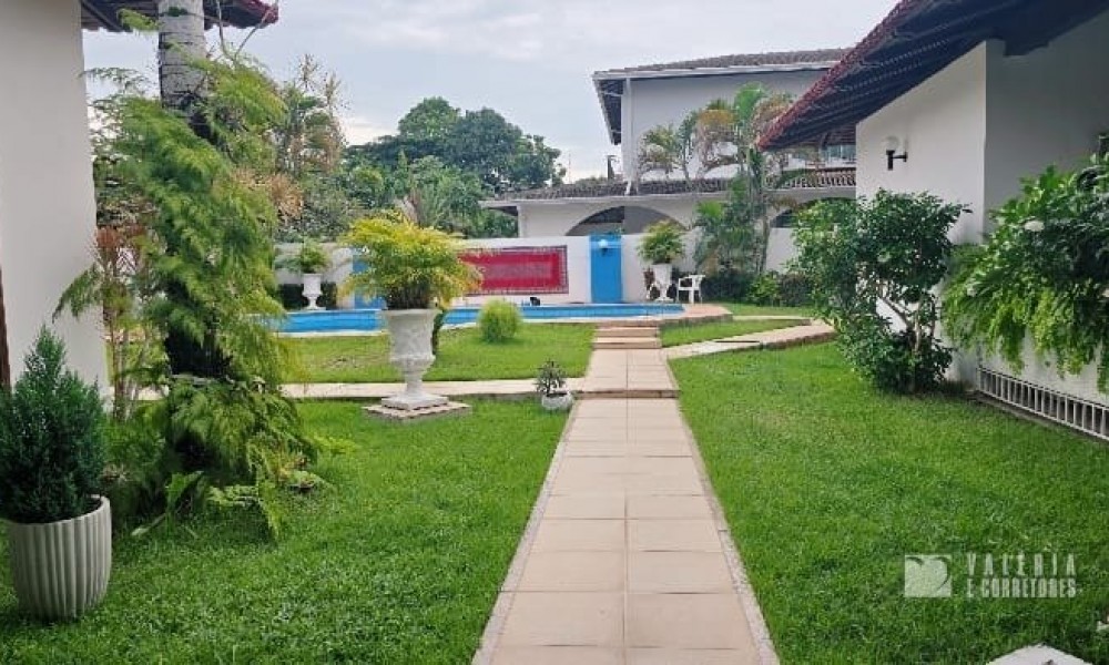 Cond. Lago Azul
