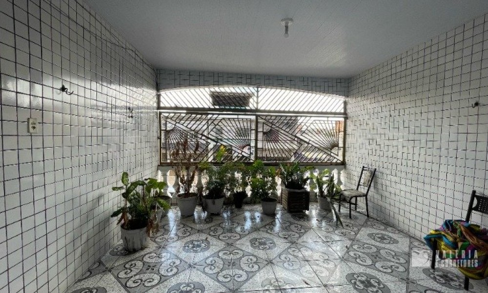 Casa Com 3 Pavimentos