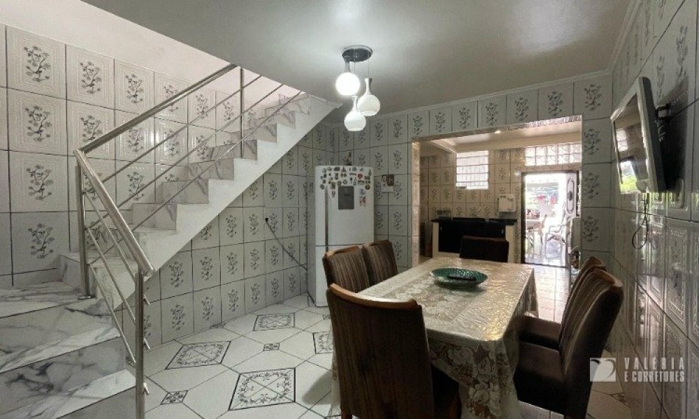 Casa Com 3 Pavimentos