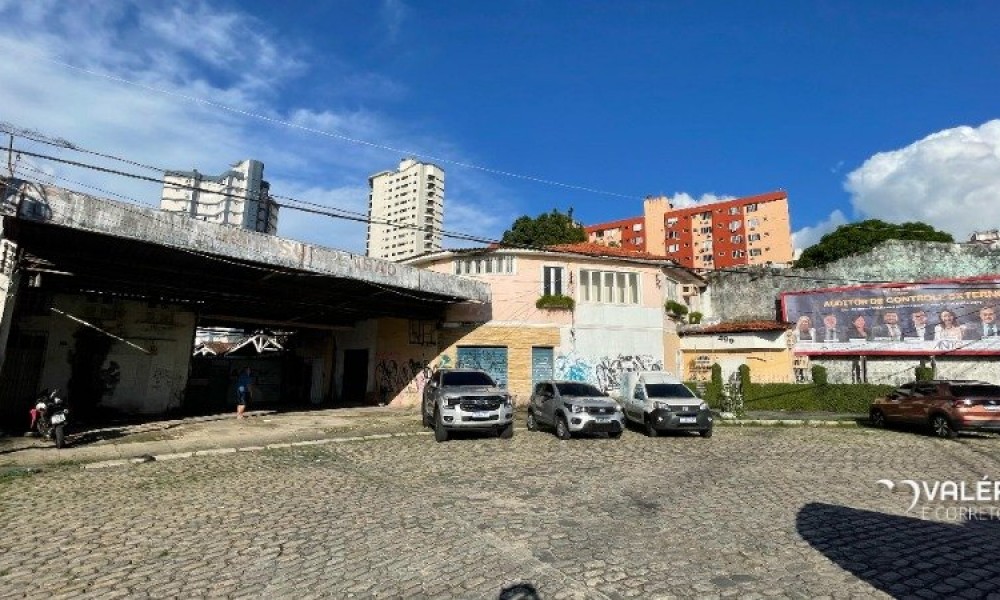 Terreno Com Edificação