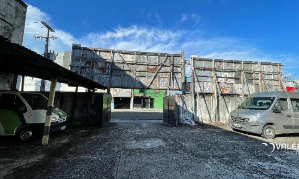 Terreno Com Edificação