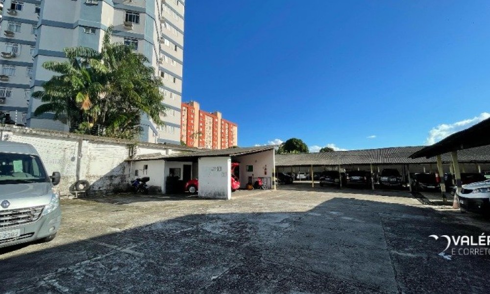 Terreno Com Edificação