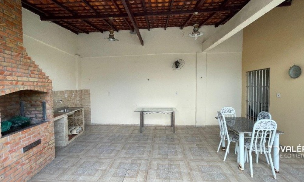 Casa Com 2 Pavimentos