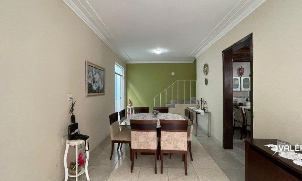 Casa Com 2 Pavimentos