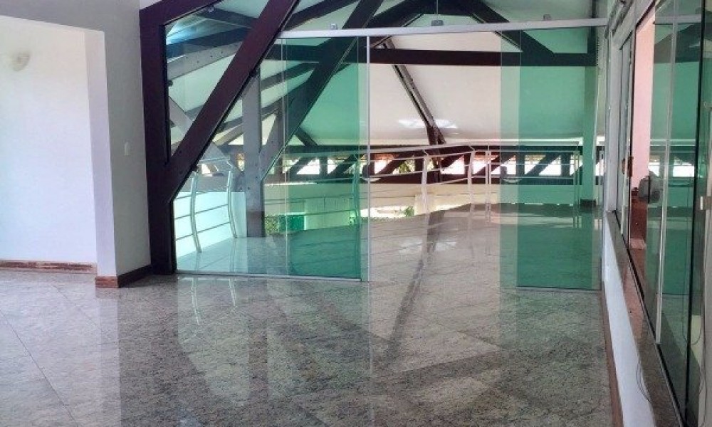 Cond. Cristal Ville