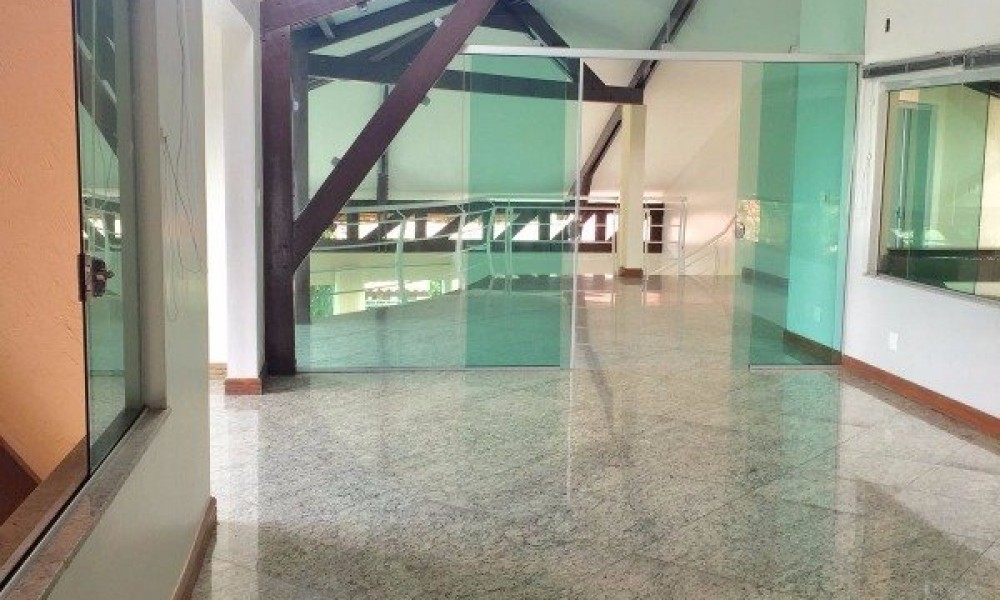 Cond. Cristal Ville