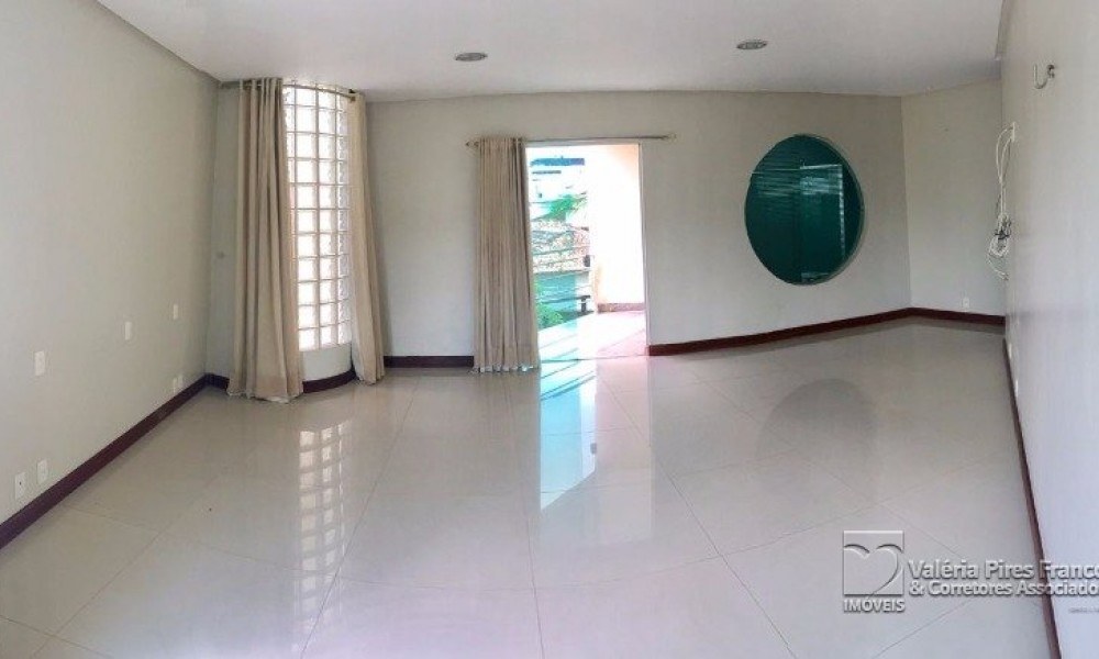 Cond. Cristal Ville