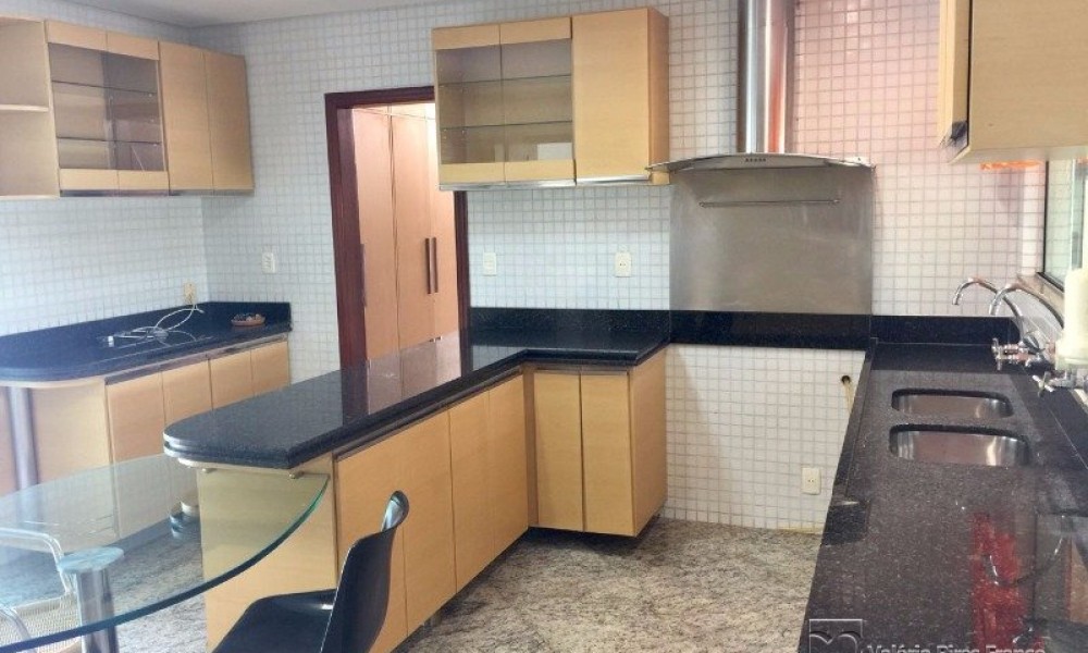 Cond. Cristal Ville