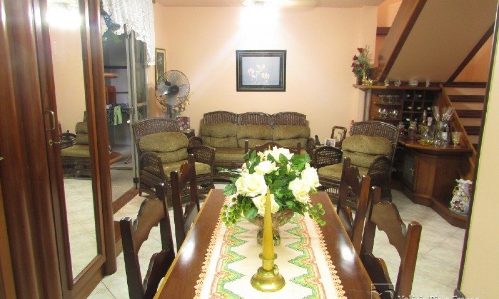 Casa 2 Pavimentos