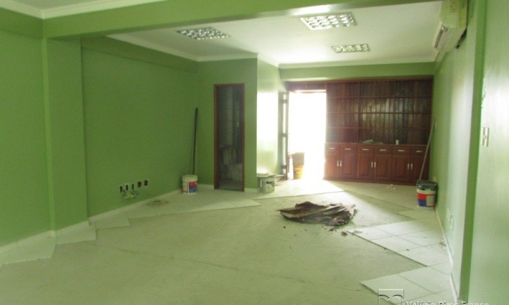 Casa Comercial
