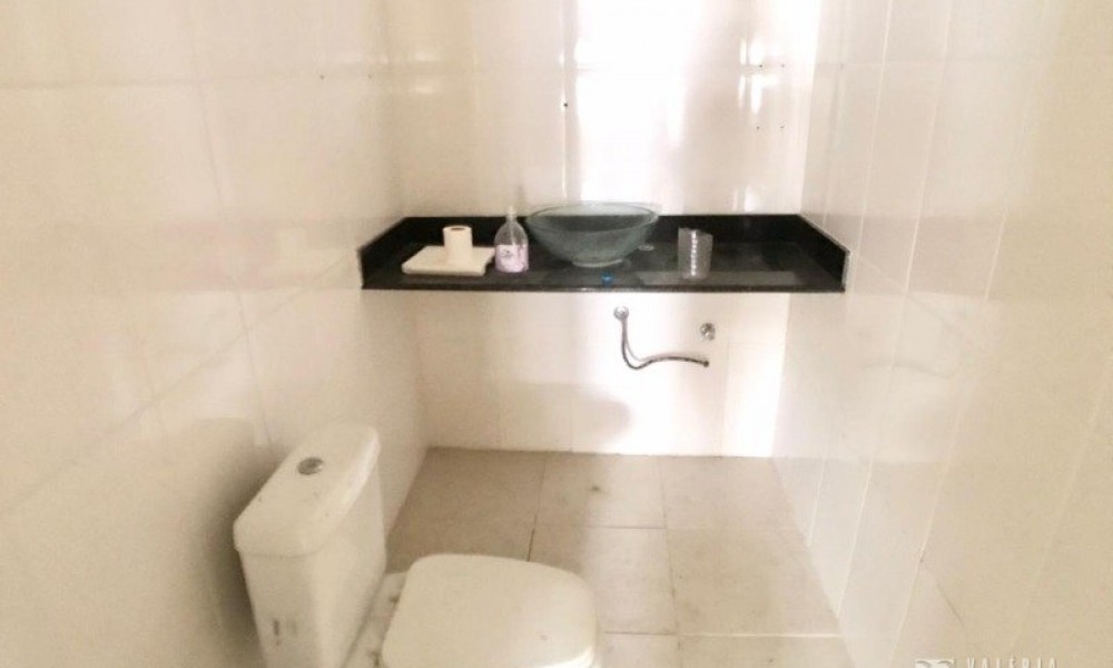 Casa Comercial