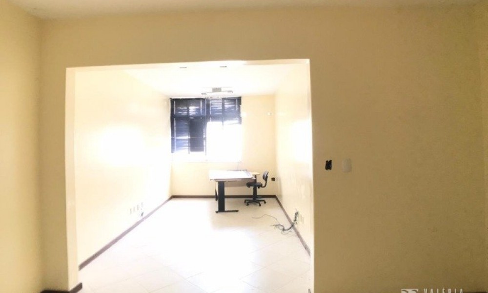 Casa Comercial