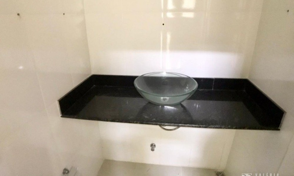 Casa Comercial