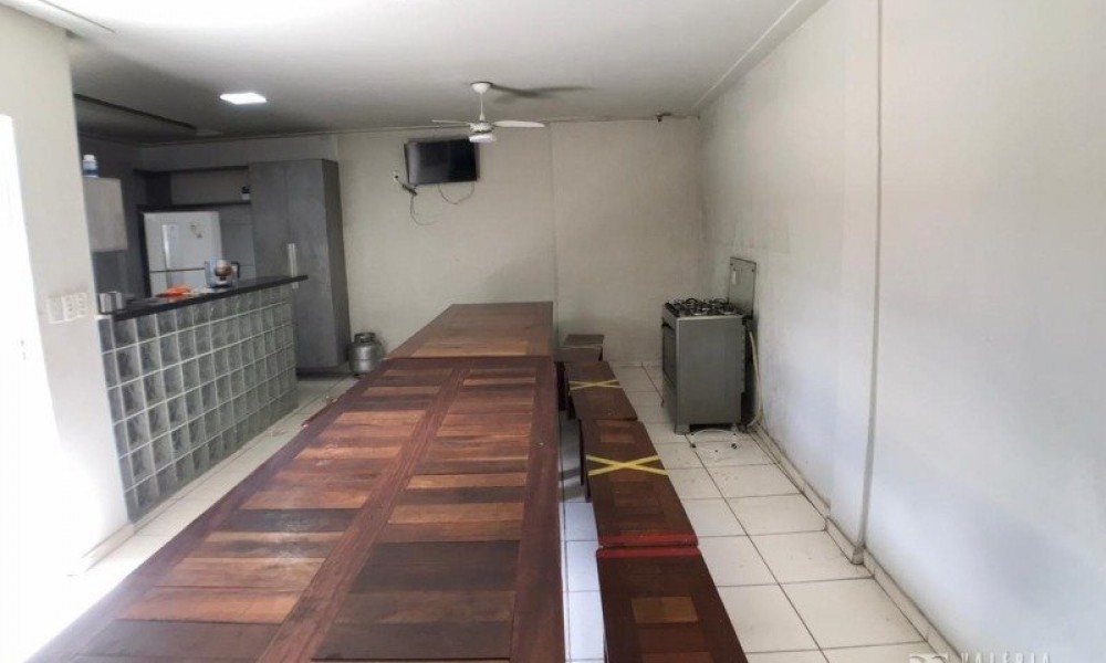 Galpão Com Prédio Comercial