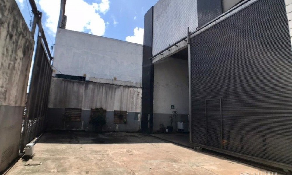 Galpão Com Prédio Comercial