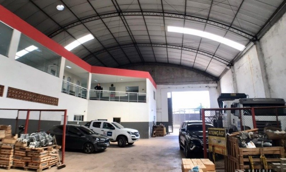 Galpão Com Prédio Comercial