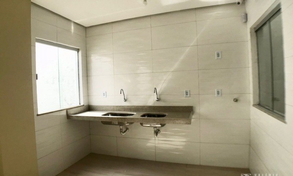 Casa Com 02 Pavimentos 