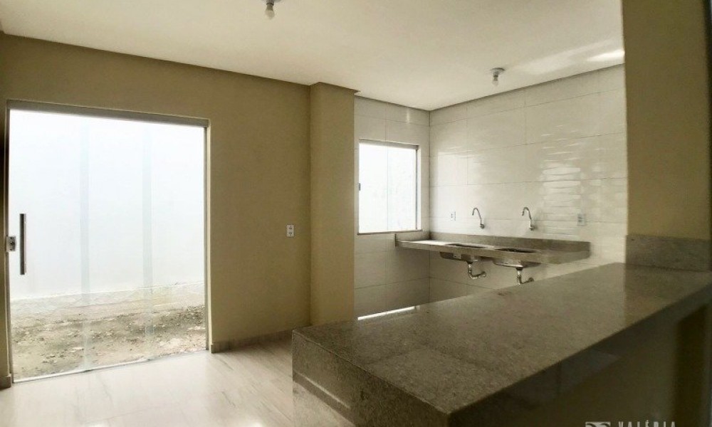 Casa Com 02 Pavimentos 