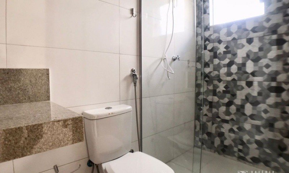 Casa Com 02 Pavimentos 