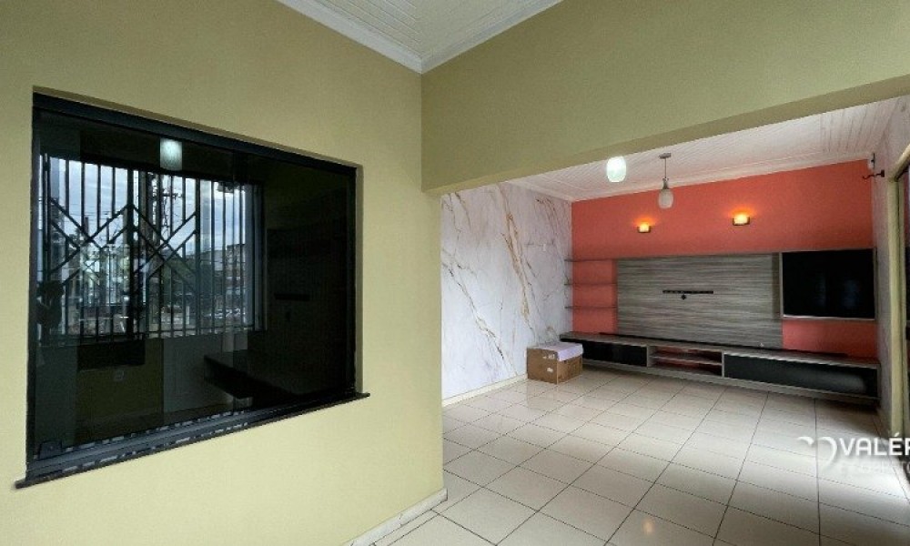 VILA FARAH