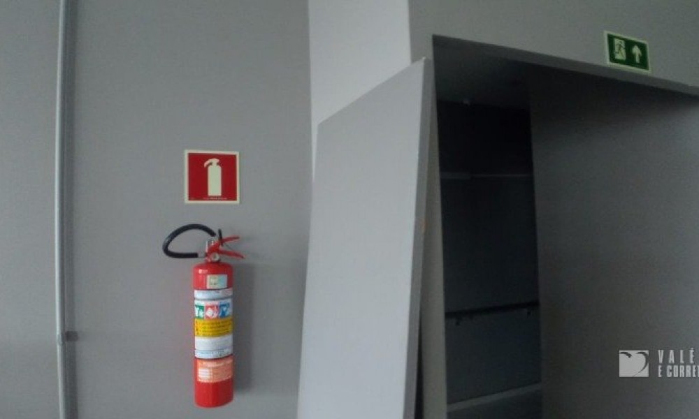 Ponto Comercial - Altos 