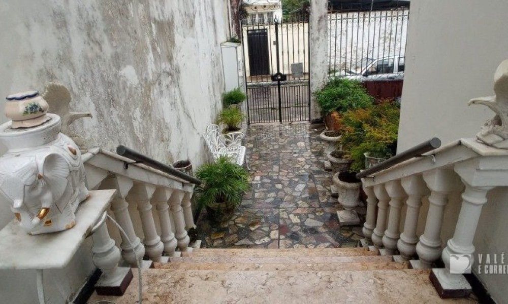 Casa de 2 Pavimentos 