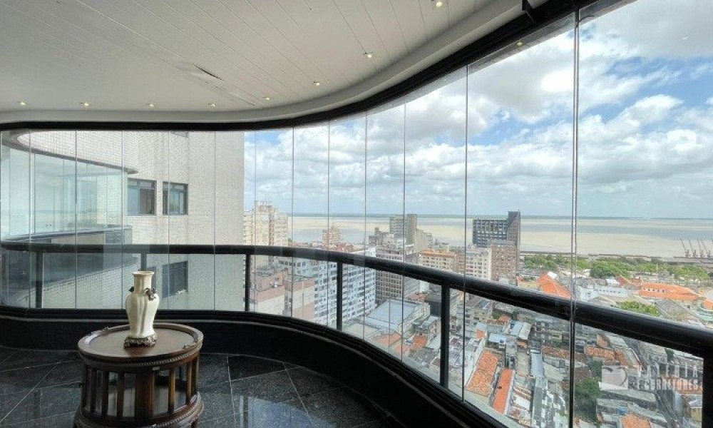 Ed. Diamond Tower
