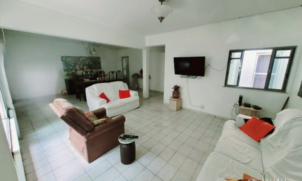 Casa Com 2 Pavimentos