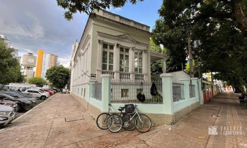 Prédio Comercial