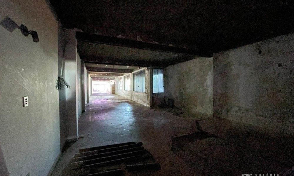 Prédio Comercial Altos