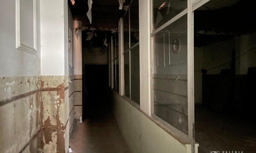 Prédio Comercial Altos