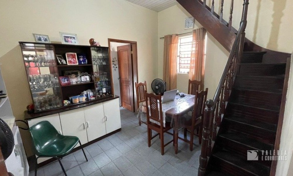Casa Com 02 Pavimentos