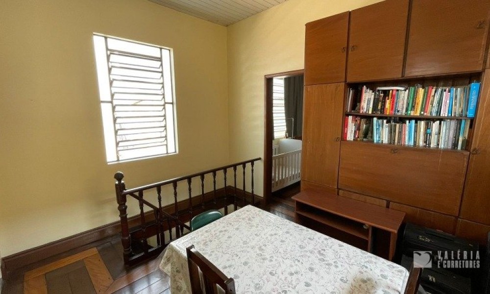 Casa Com 02 Pavimentos