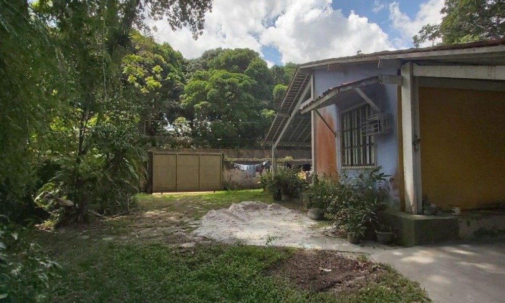 Terreno Com Edificação