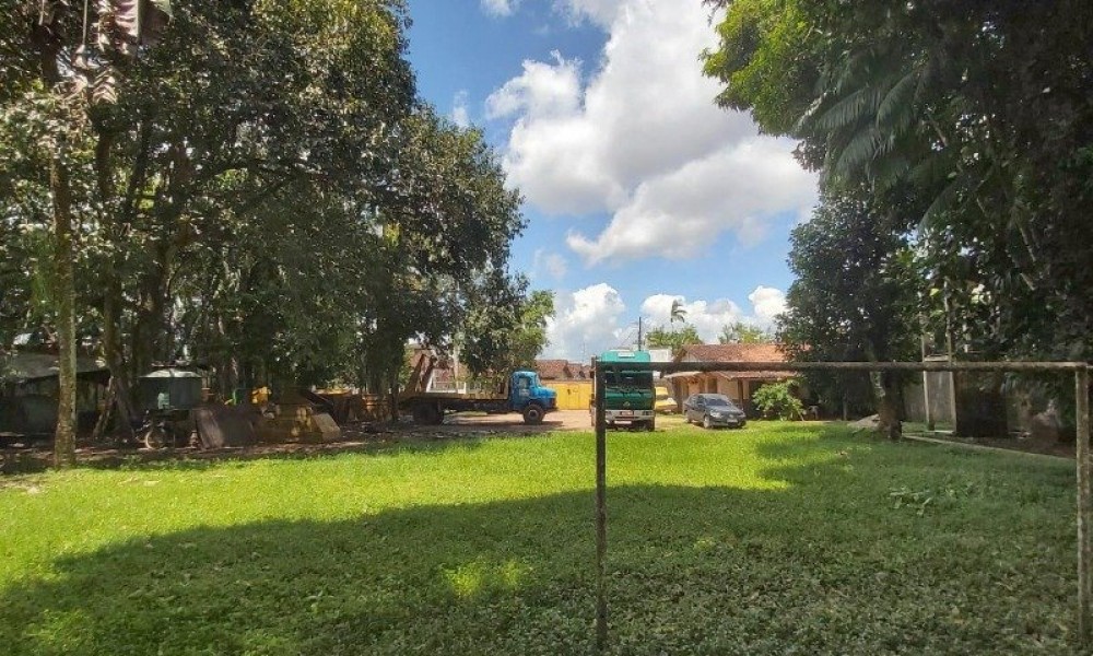Terreno Com Edificação