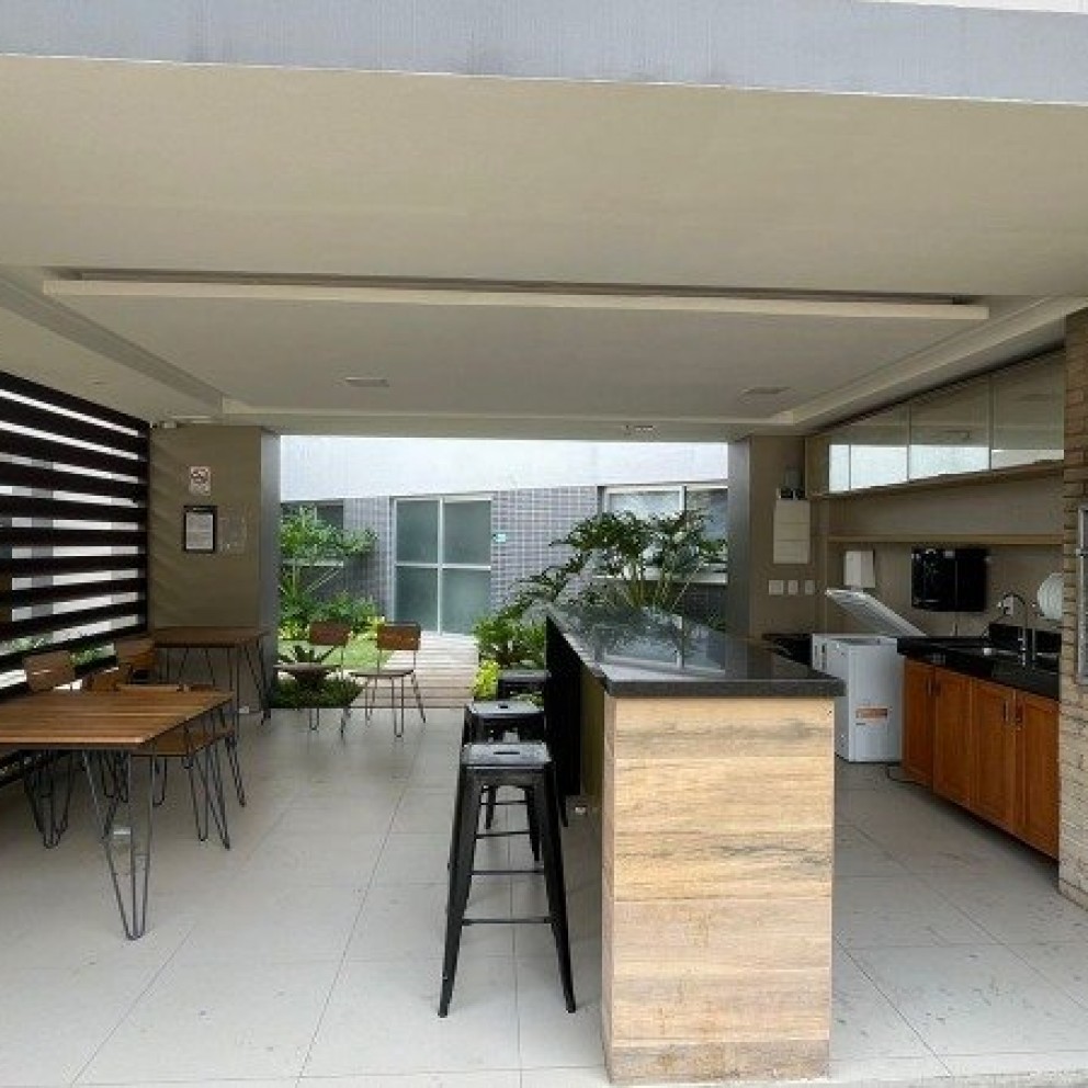 Resid. Breeze