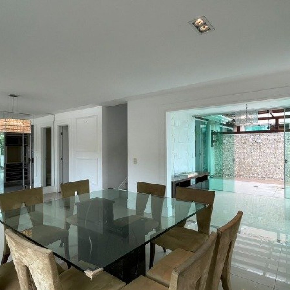 Cond. Oasis