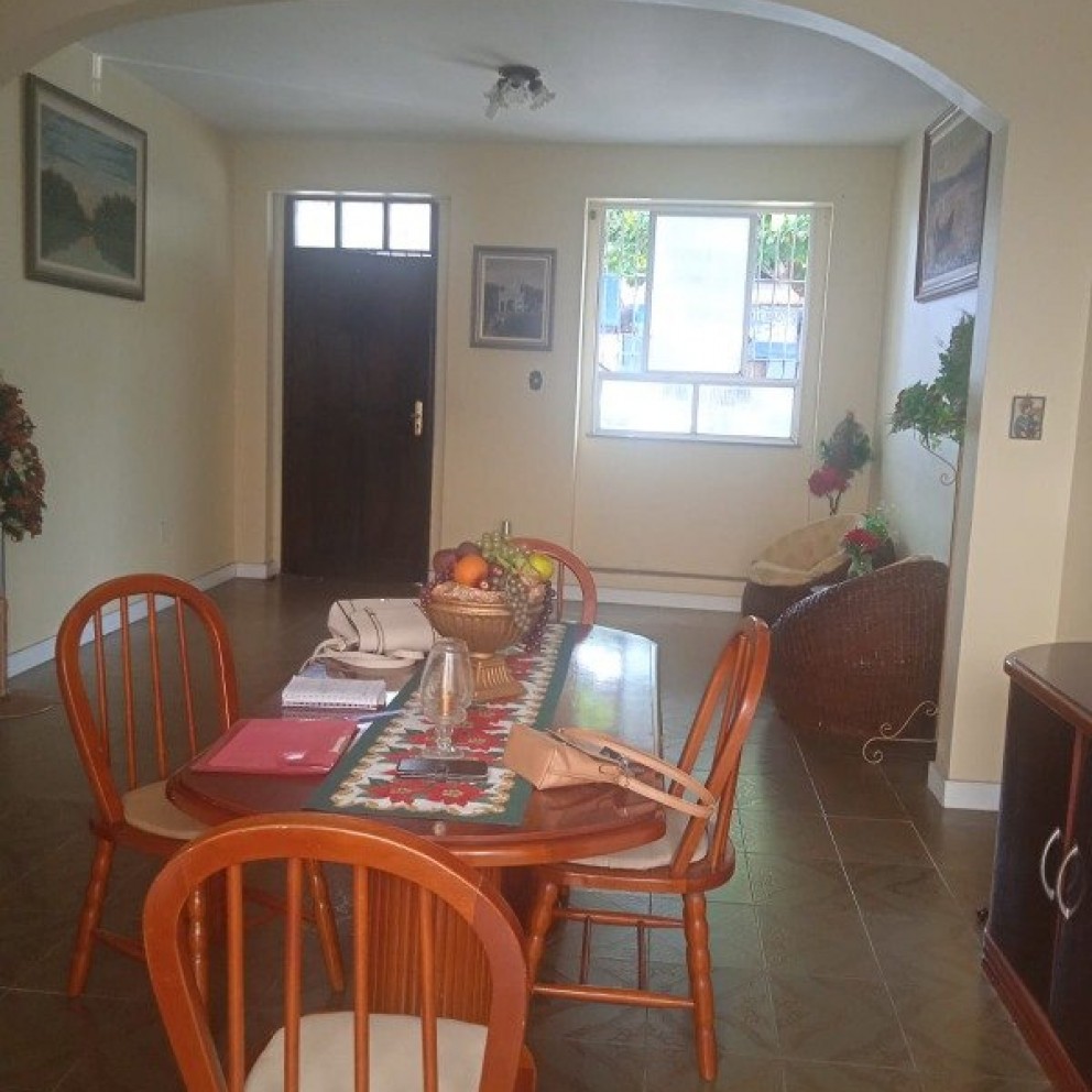 Casa Com 02 Pavimentos