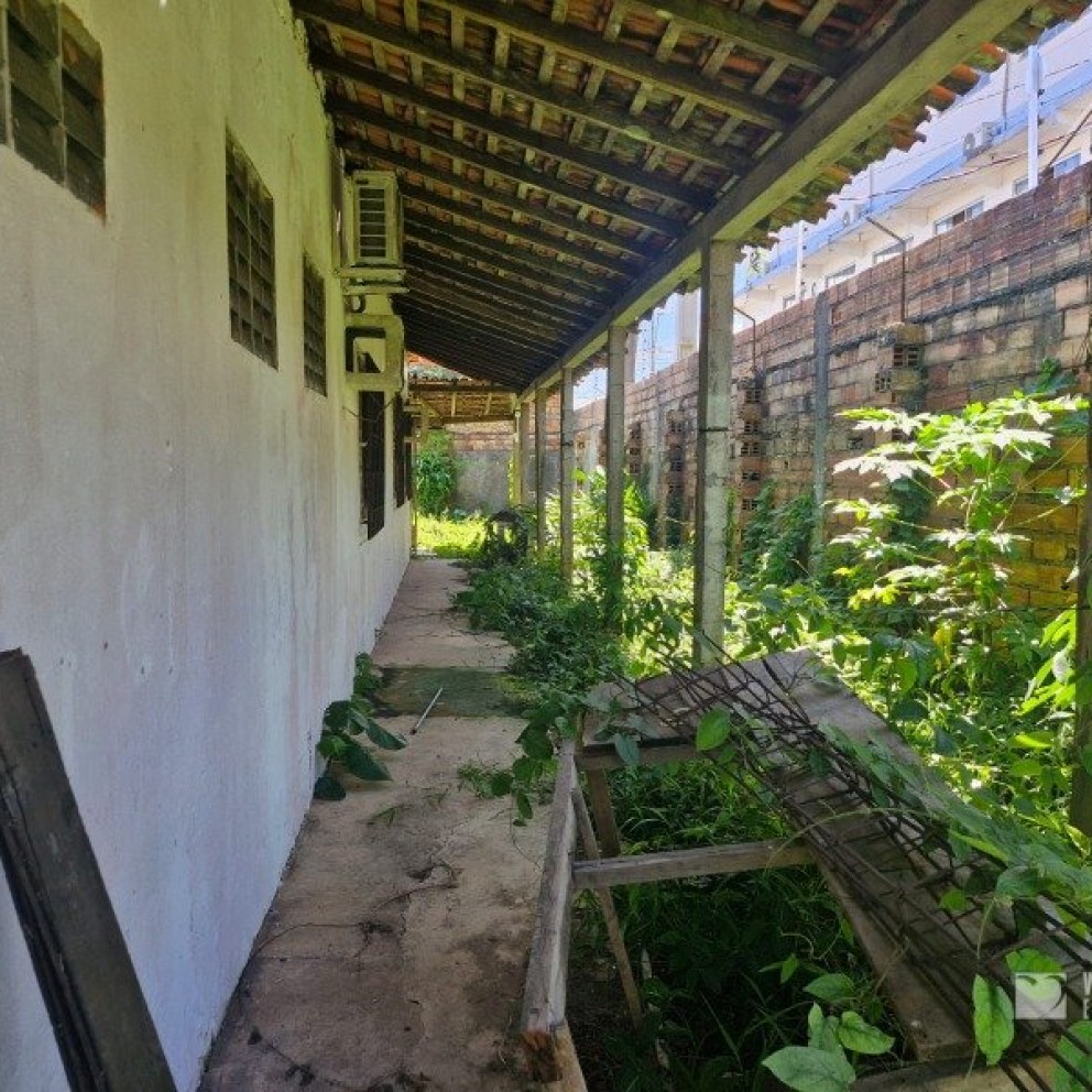Terreno Com Edificação