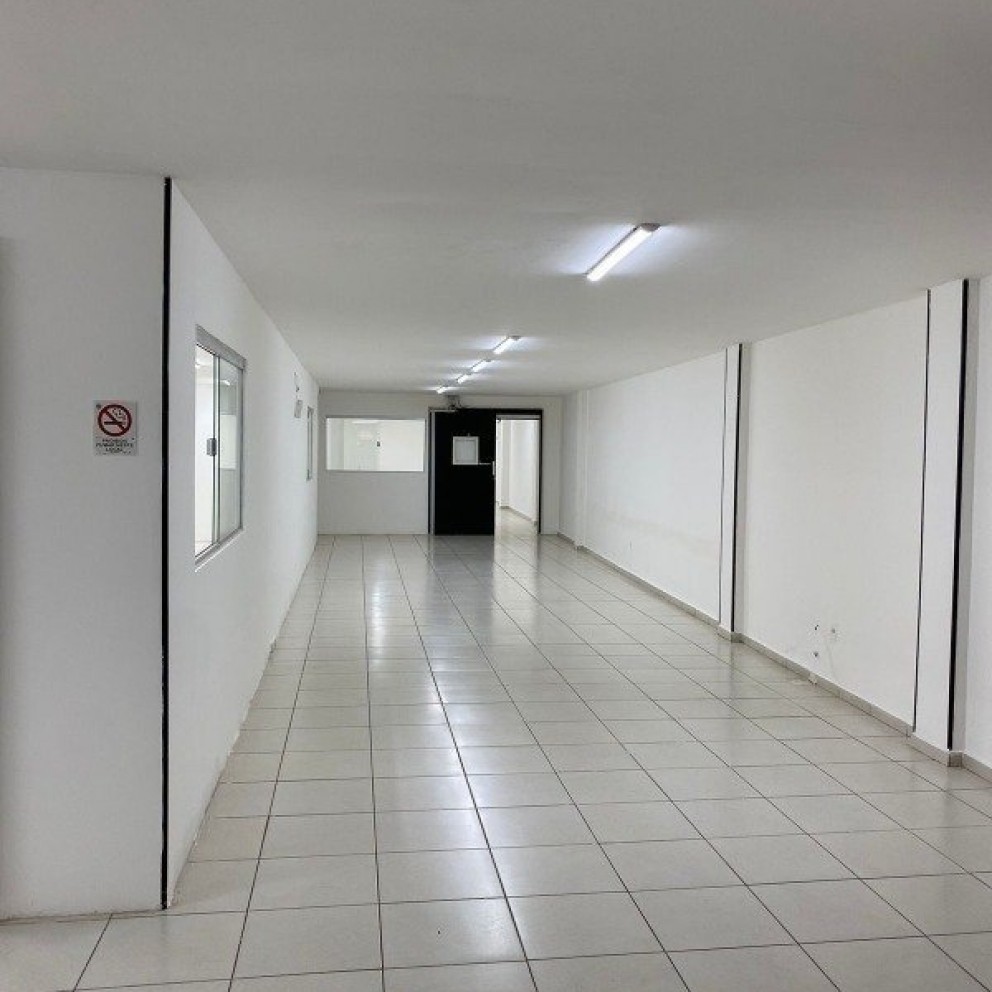 Prédio Comerical Com 3 Pavimentos