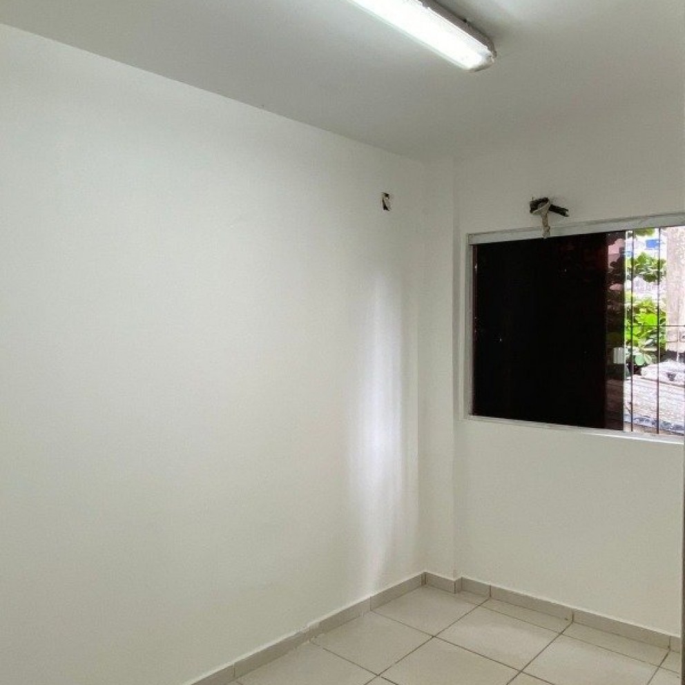 Prédio Comerical Com 3 Pavimentos