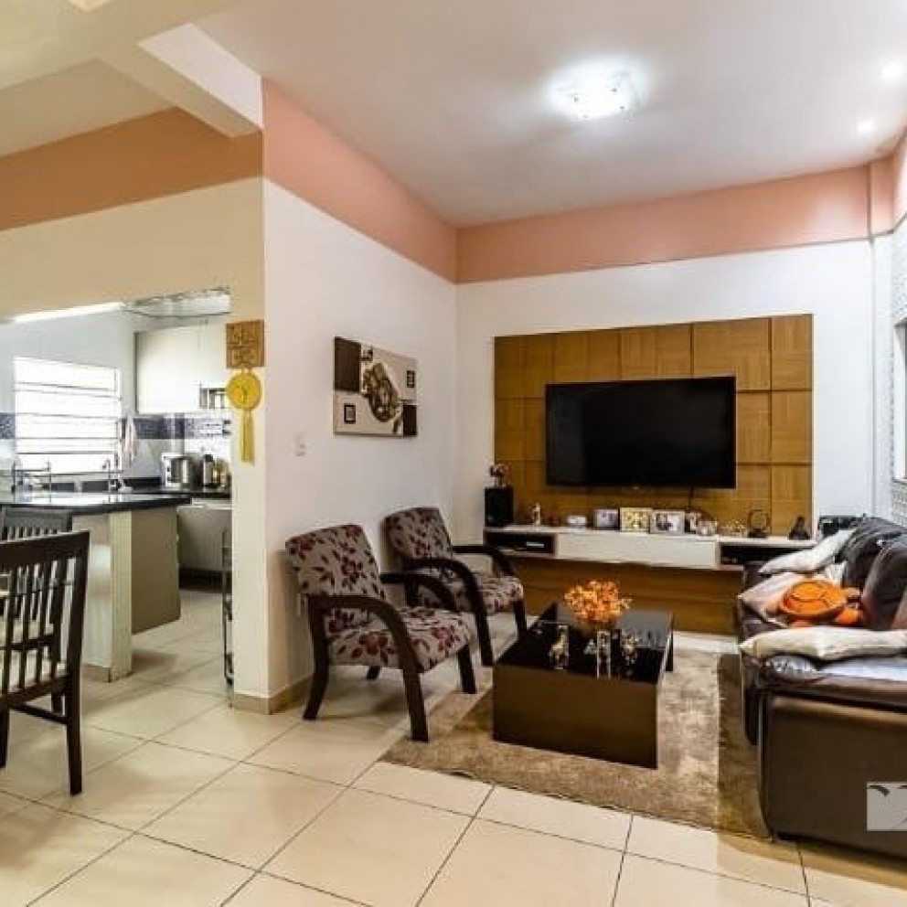 Casa Com 3 Pavimentos